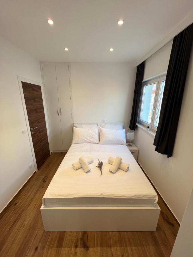 Vila Zrina - Apartmani Trogir Exteriér fotografie
