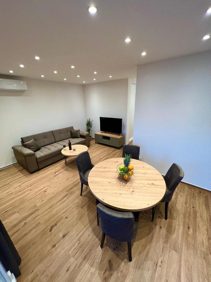 Vila Zrina - Apartmani Trogir Exteriér fotografie