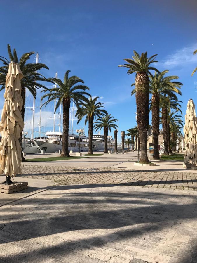 Vila Zrina - Apartmani Trogir Exteriér fotografie