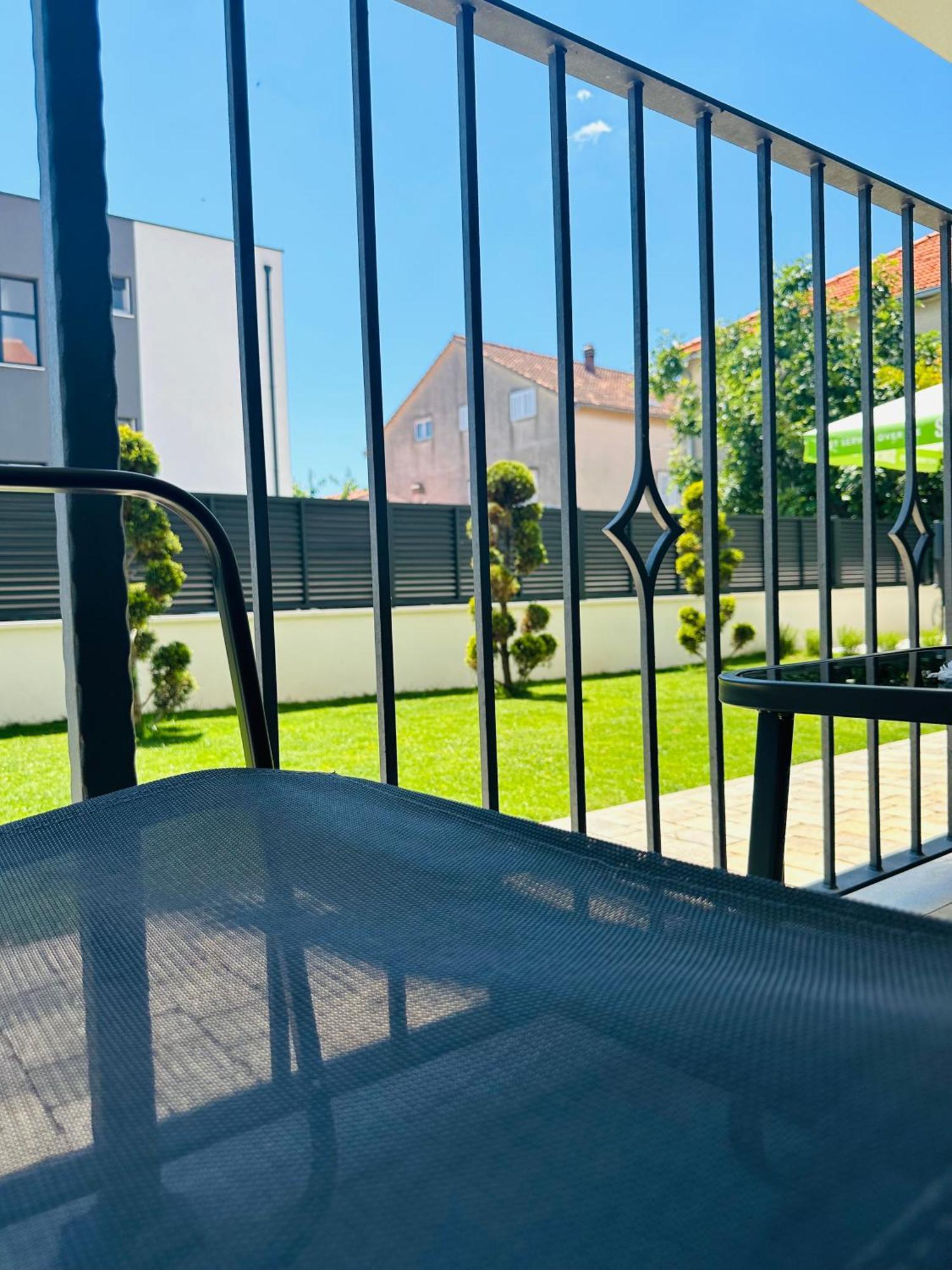 Vila Zrina - Apartmani Trogir Exteriér fotografie